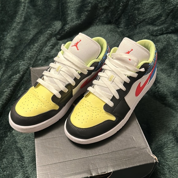 Multi Color Jordan 1 Low - Picture 3 of 6